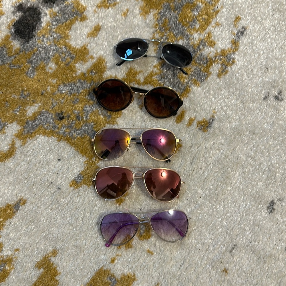 Sunglasses Lot !